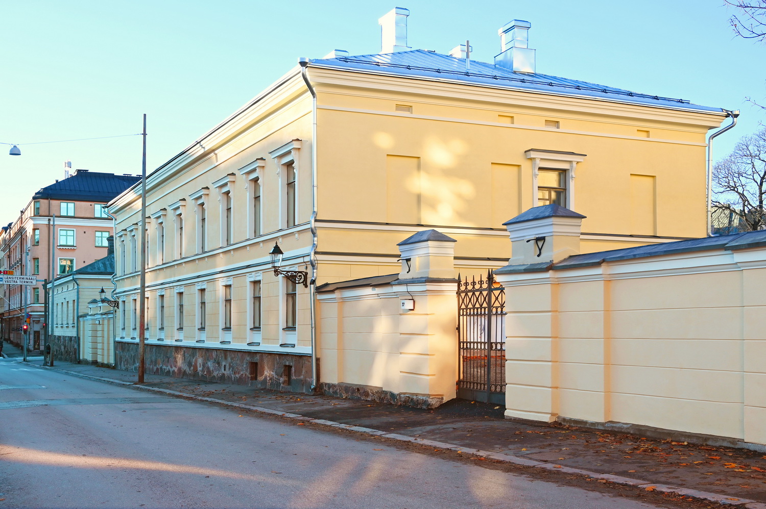 65C3673f4d34fdb43215ce74 Vanha Lasaretti Katunäkymä (1)